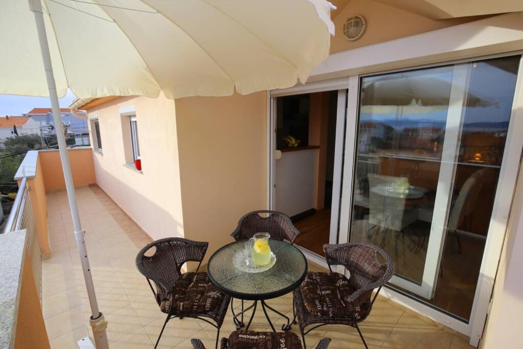 Apartman Lara Zadar Exterior foto